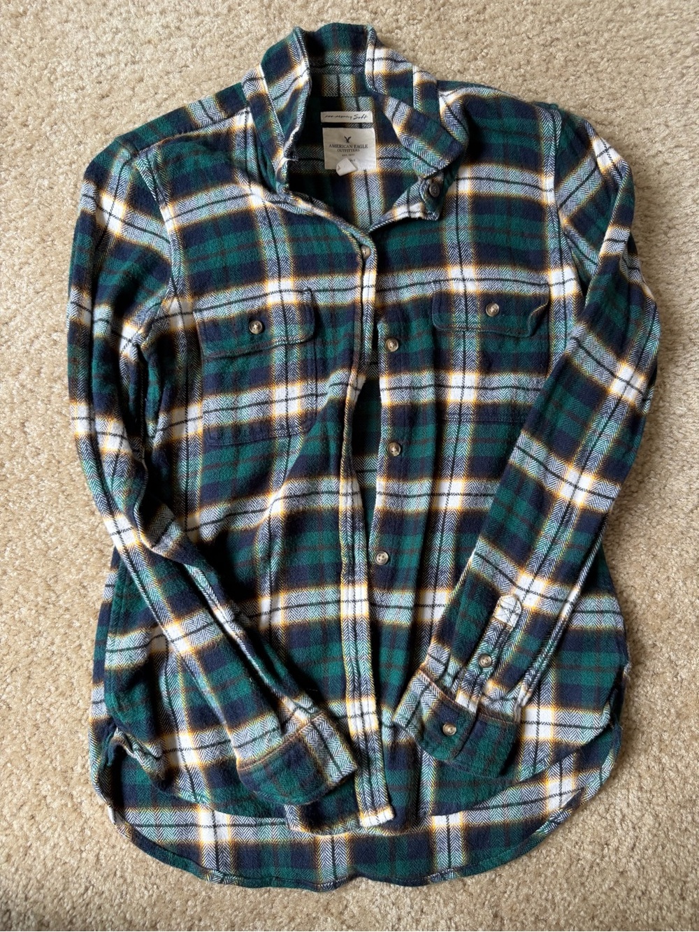 American Eagle Outfitters Green and Navy Plaid Flannel Shirt